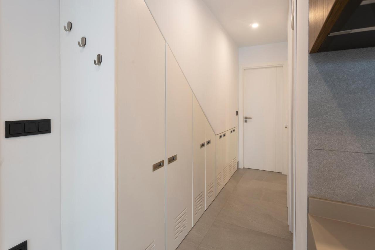 Apartamentos Bajeles Sevilla Urban エクステリア 写真