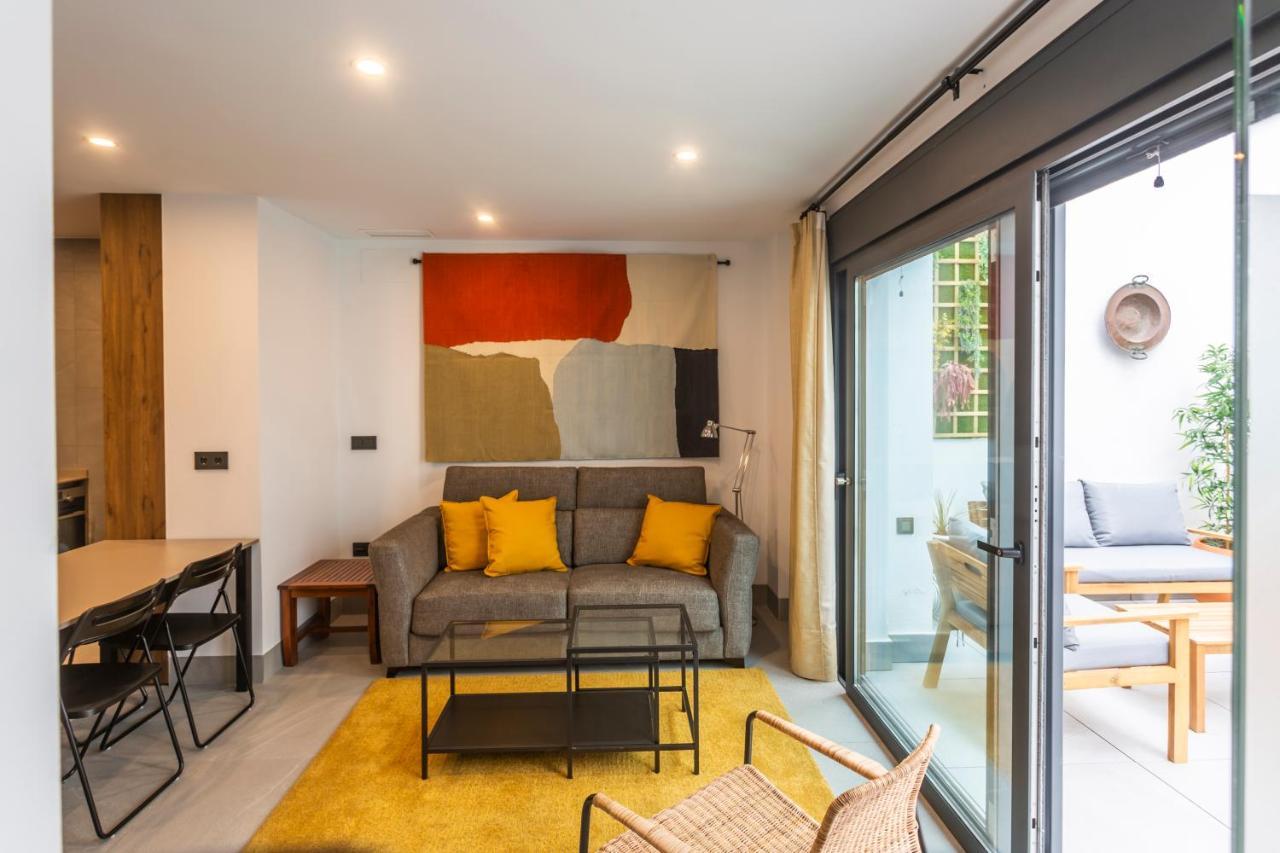 Apartamentos Bajeles Sevilla Urban エクステリア 写真