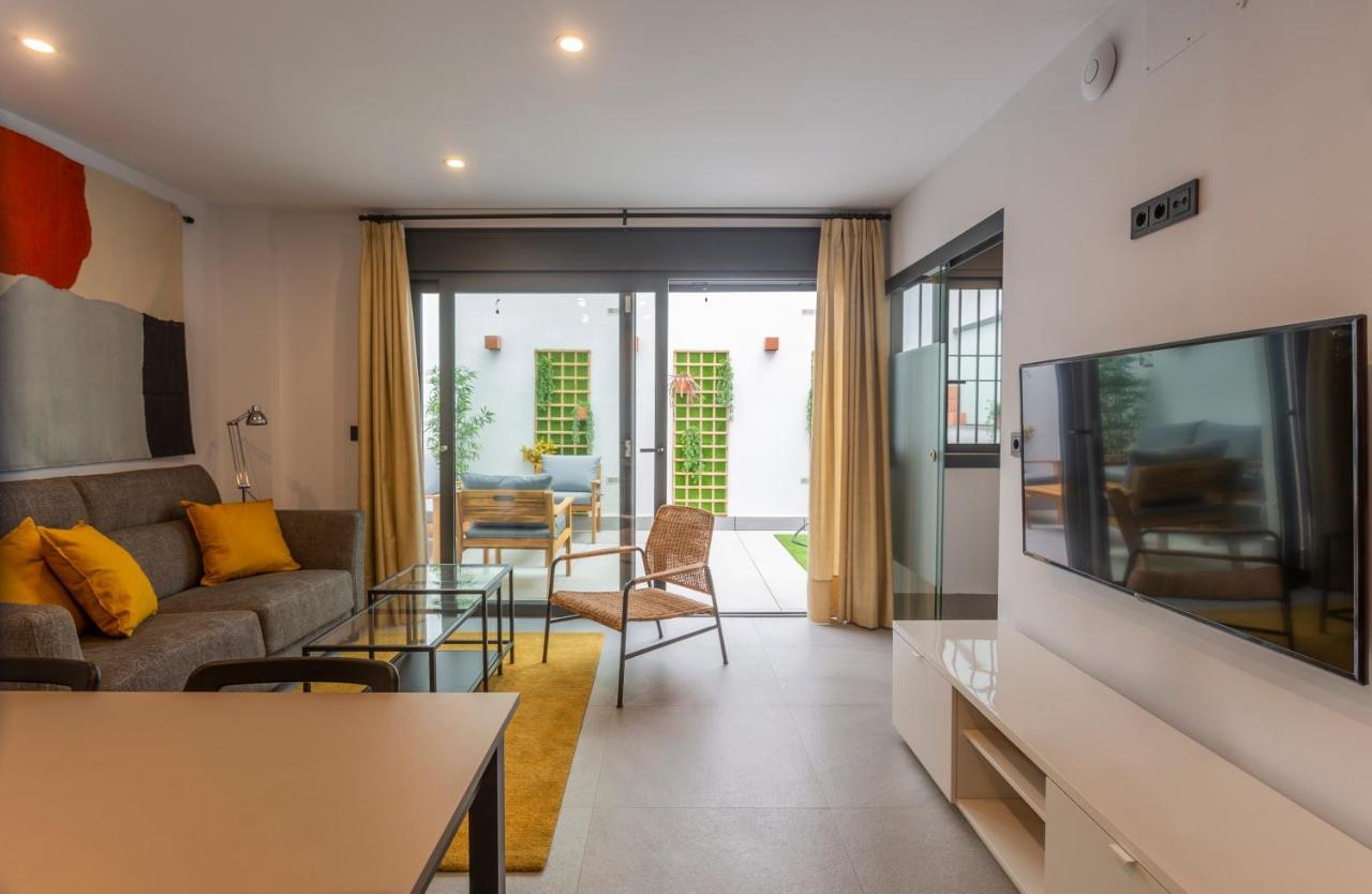 Apartamentos Bajeles Sevilla Urban エクステリア 写真