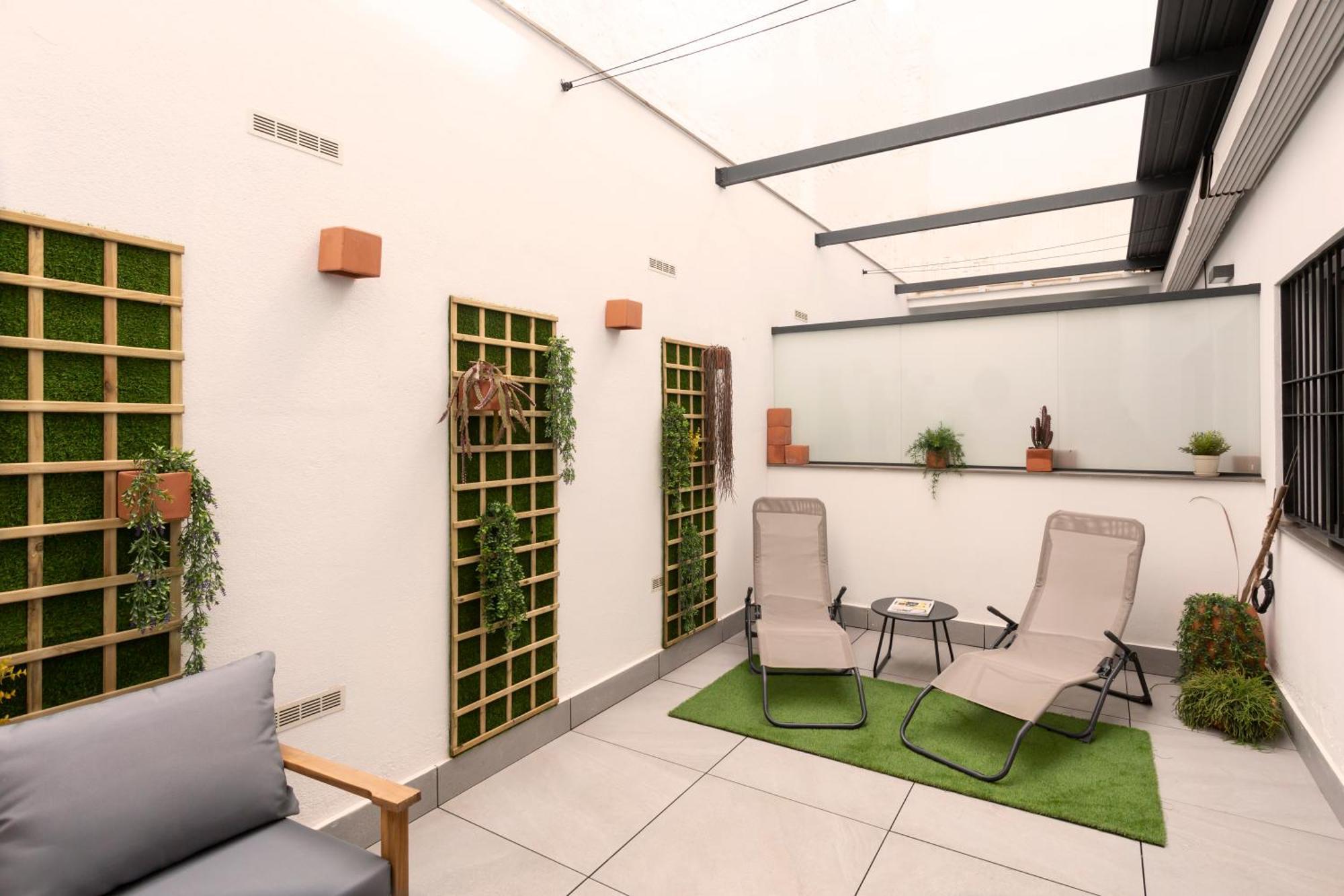 Apartamentos Bajeles Sevilla Urban エクステリア 写真