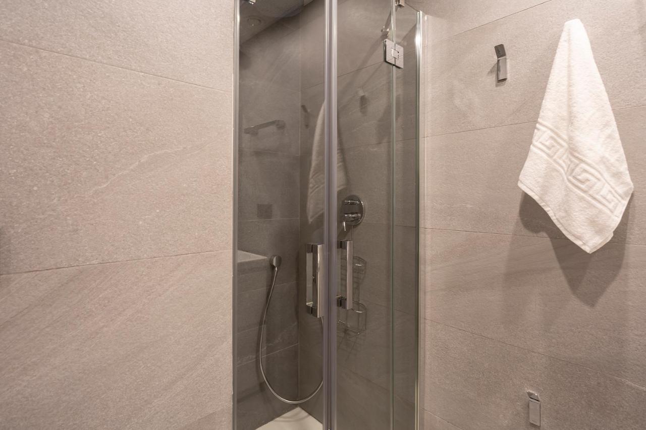 Apartamentos Bajeles Sevilla Urban エクステリア 写真