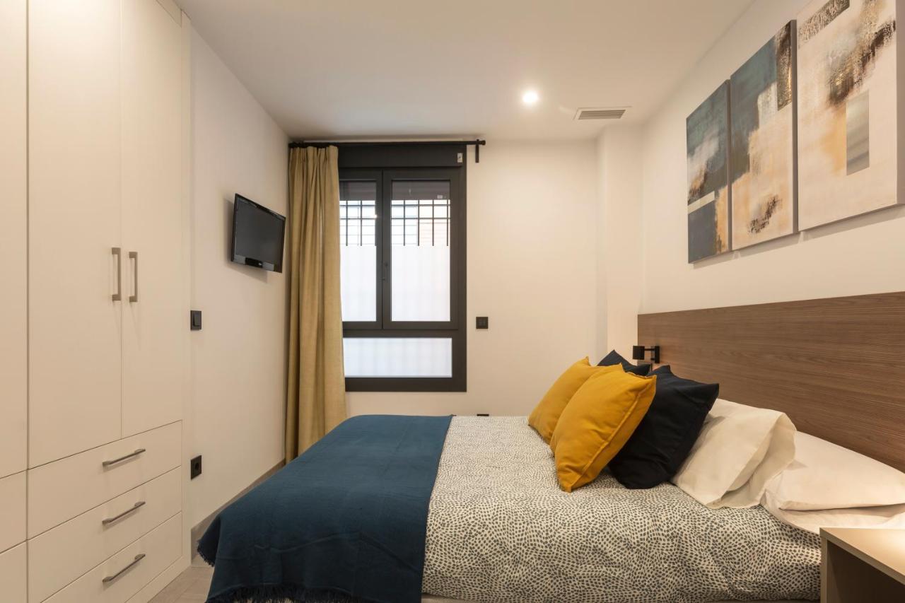 Apartamentos Bajeles Sevilla Urban エクステリア 写真