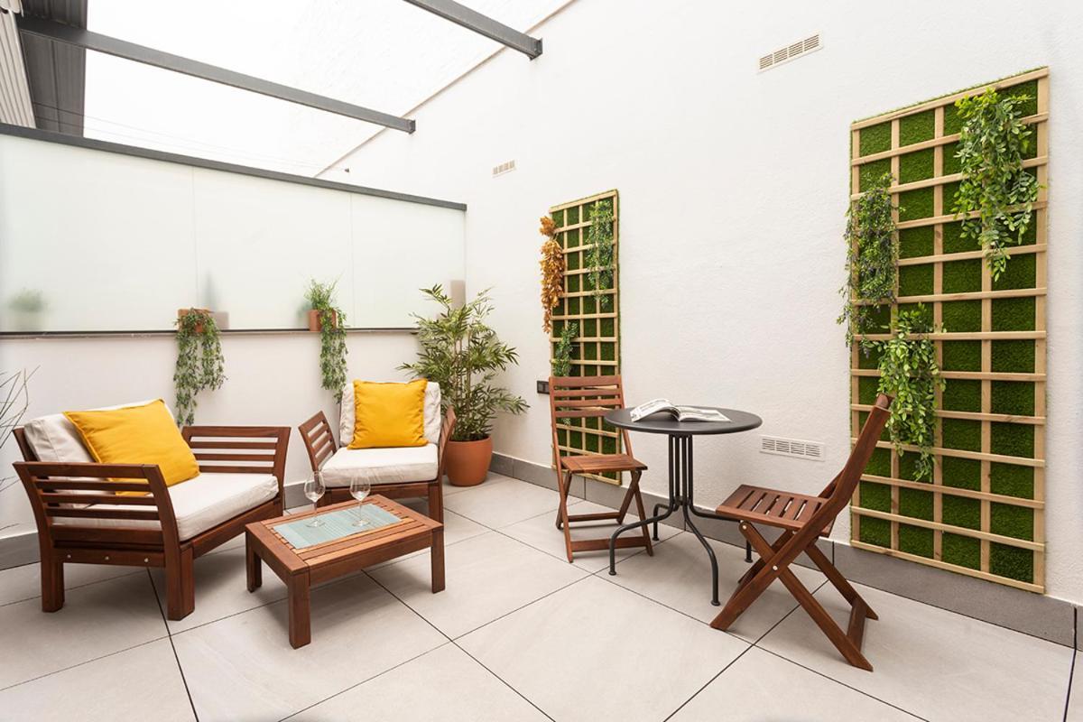 Apartamentos Bajeles Sevilla Urban エクステリア 写真