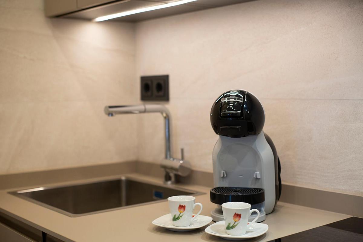 Apartamentos Bajeles Sevilla Urban エクステリア 写真