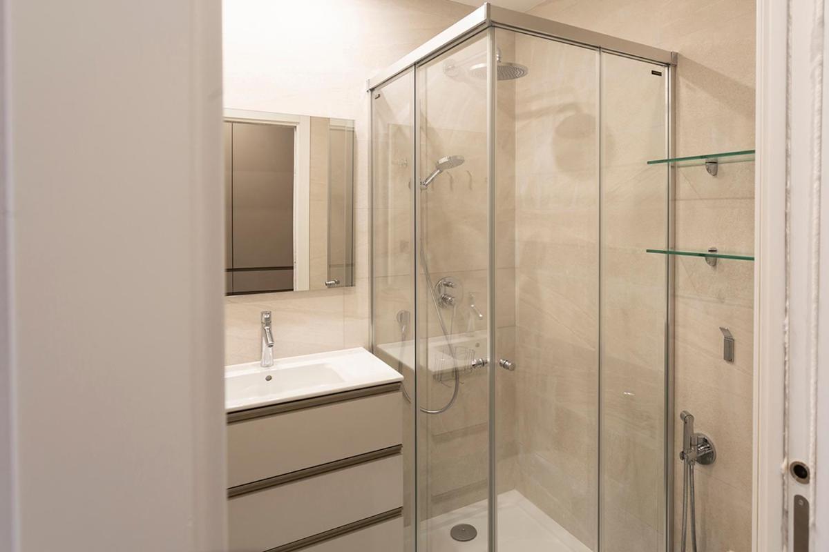 Apartamentos Bajeles Sevilla Urban エクステリア 写真