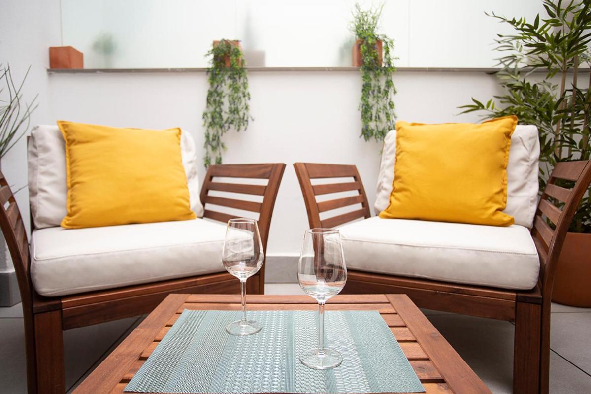 Apartamentos Bajeles Sevilla Urban エクステリア 写真