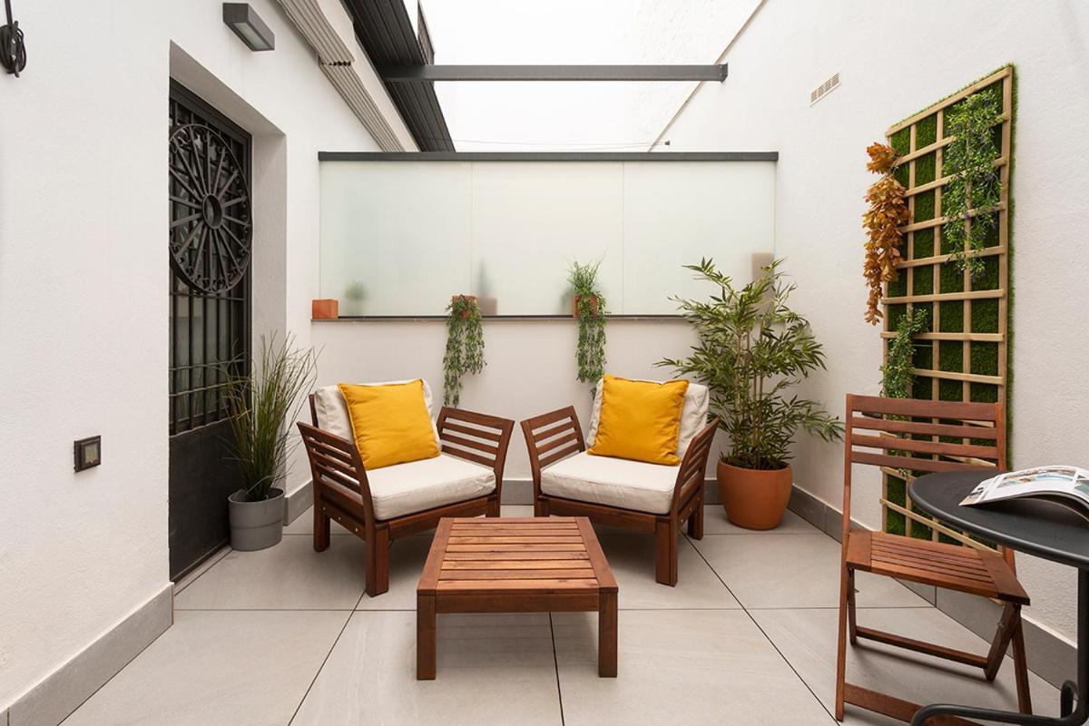 Apartamentos Bajeles Sevilla Urban エクステリア 写真